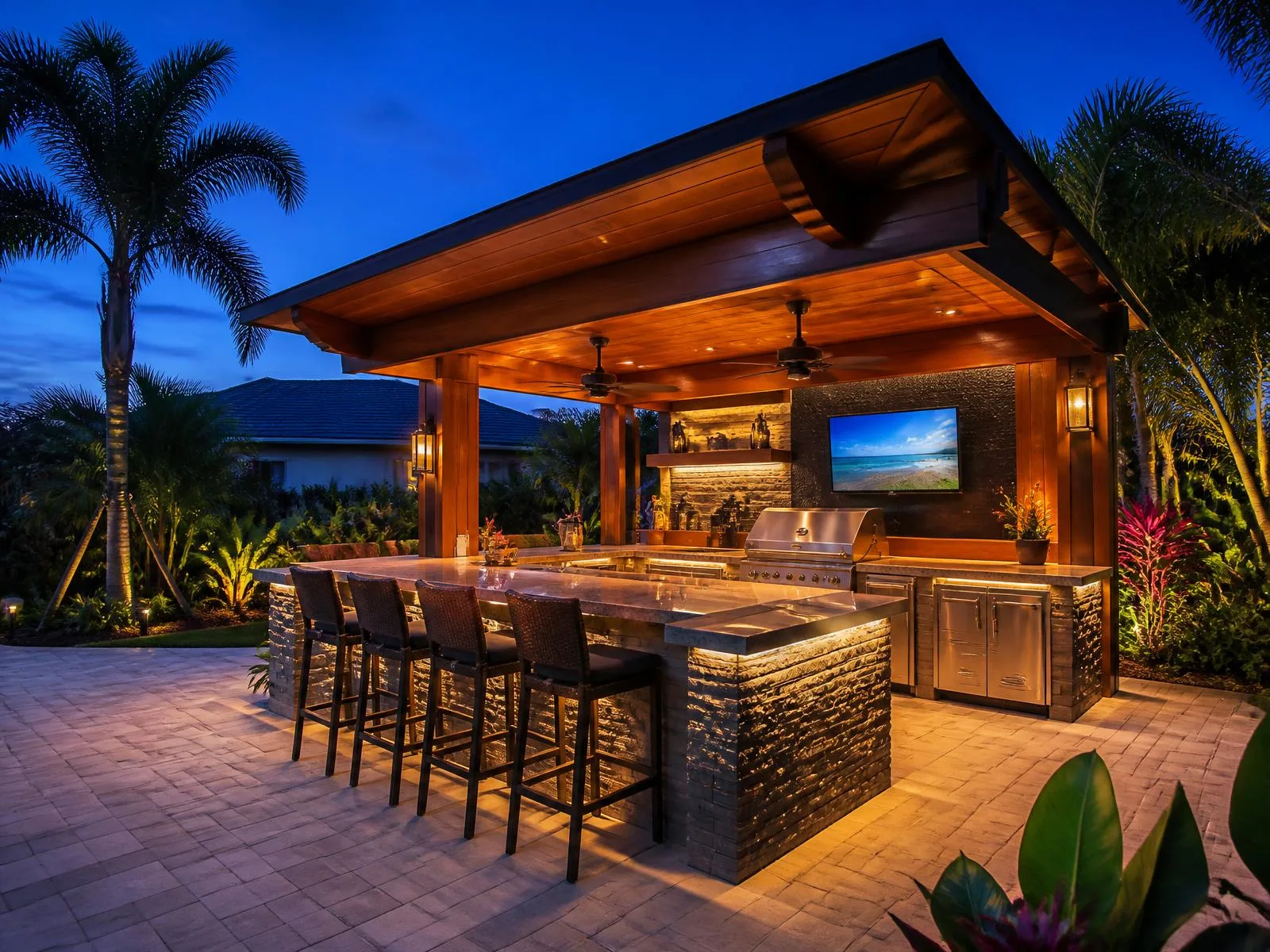 Outdoor Kitchen & Pergola